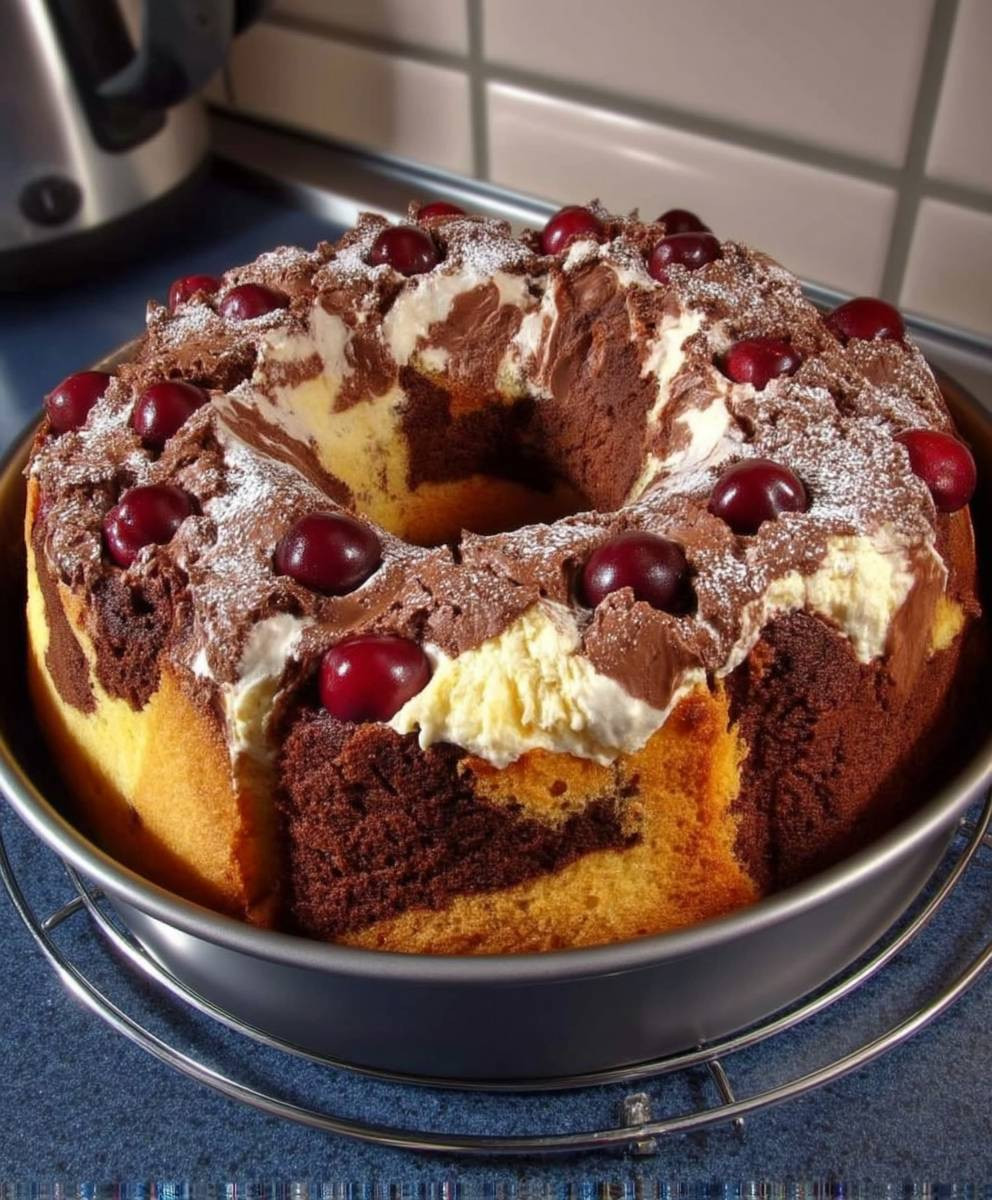 Marmorkuchen mit Kirschen backen